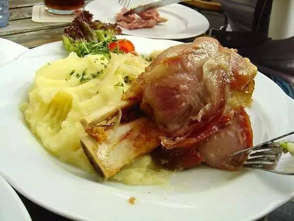 去欧洲旅游回来可以买什么,去欧洲旅游可以玩什么