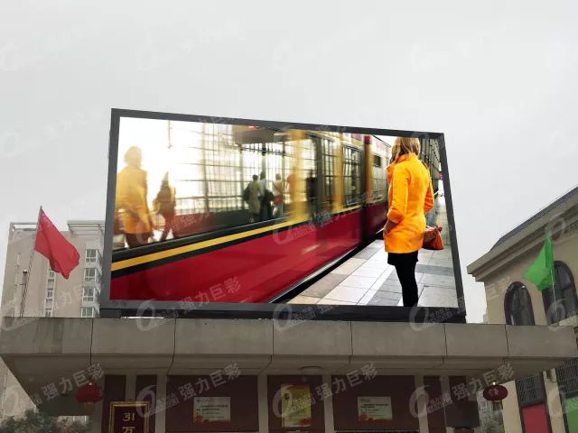 户外小间距透明屏,高清小间距led屏幕