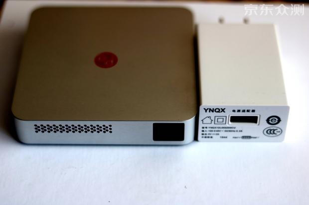 你们用投影看电影,我用投影干这个!