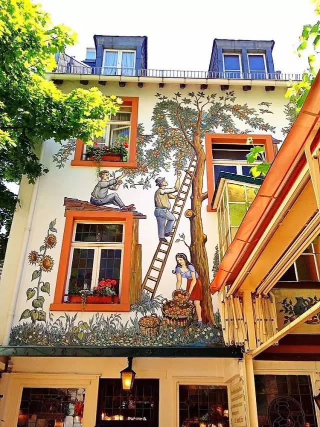 去欧洲旅游回来可以买什么,去欧洲旅游可以玩什么