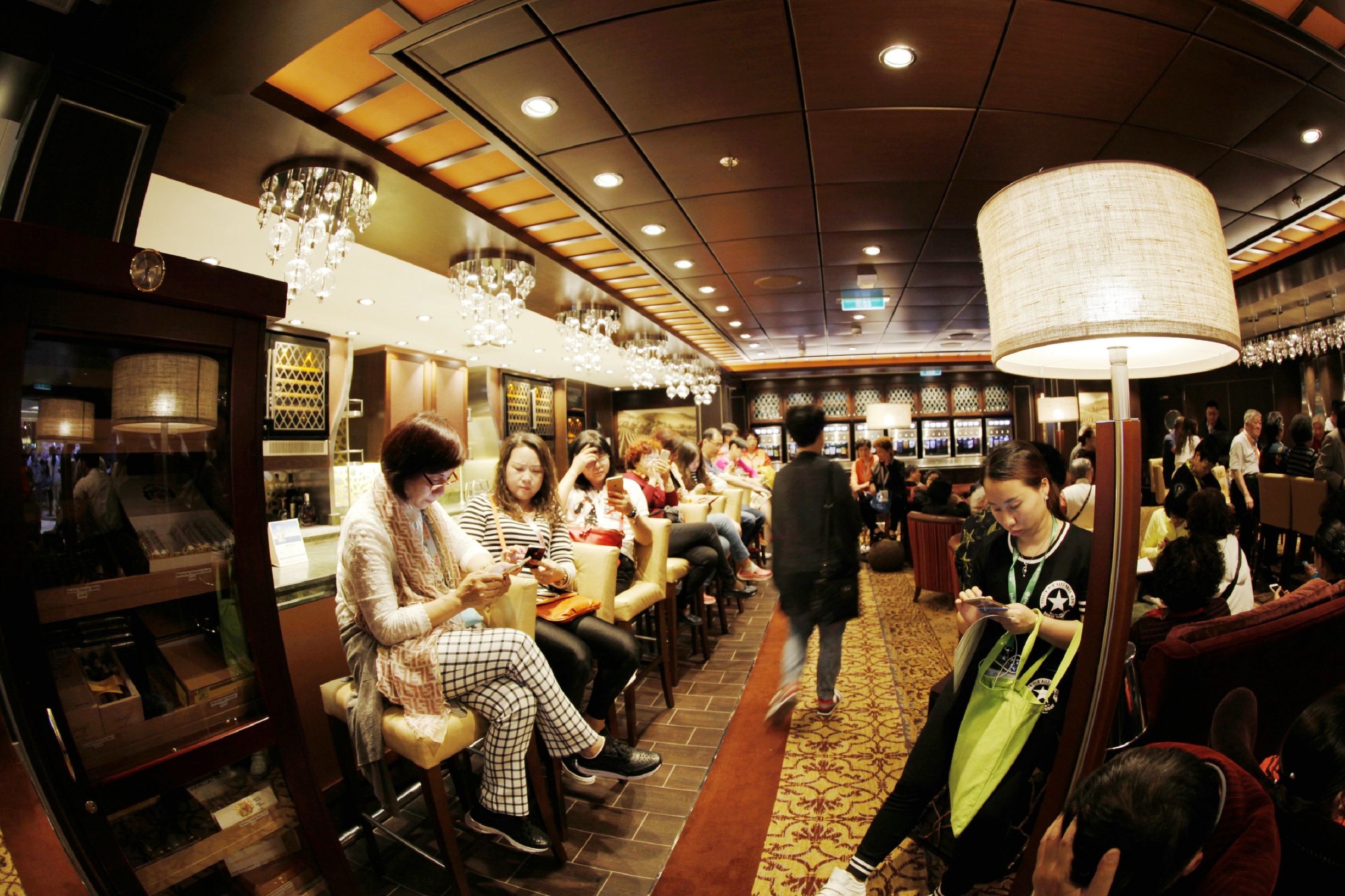 海洋量子号游轮游记,海洋量子号游玩攻略