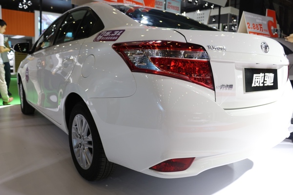 目前丰田车最值得购买哪一款,3万最便宜的丰田车是哪款