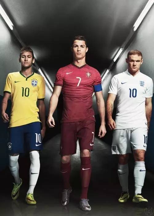 有棱条的足球鞋,综合性比较强的足球鞋推荐