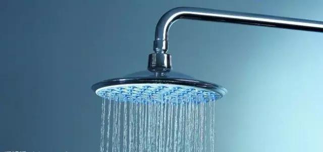 你家花洒是暗装的吗,你家的花洒