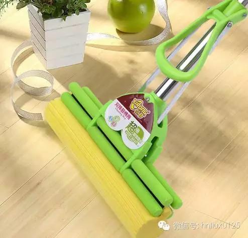 木板缝隙灰尘怎么清除,木地板缝隙一踩有灰尘