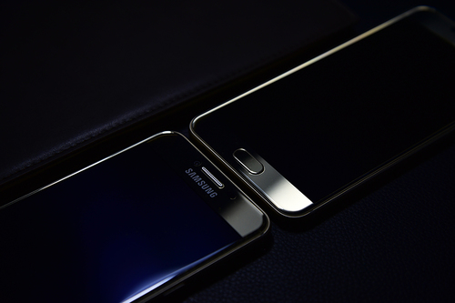 2千块买华为还是买三星,2千多买个二手手机值得吗