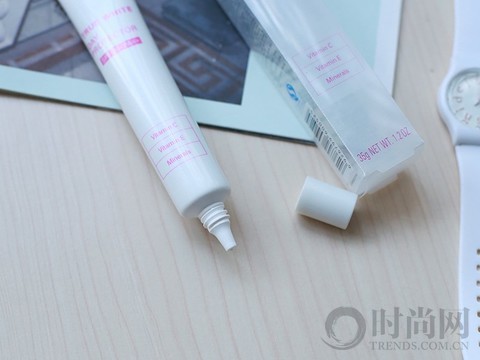 za姬芮新能真皙美白隔离霜4色可选,za姬芮新焕真皙美白隔离霜35g新款