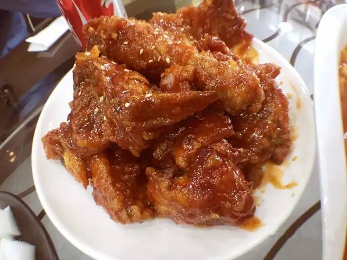 青岛新开餐厅,青岛最近新开的小资餐厅