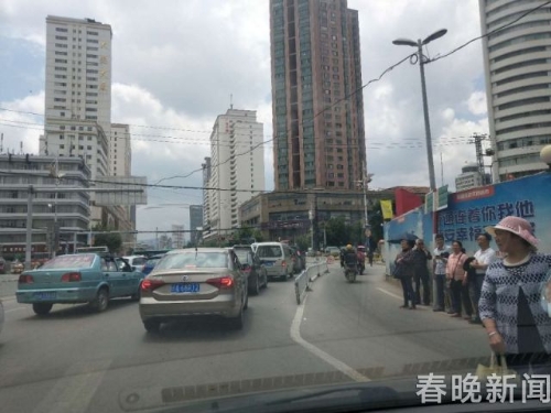 没有树也没遮阳棚昆明这10条大道成为炎夏“裸晒路”