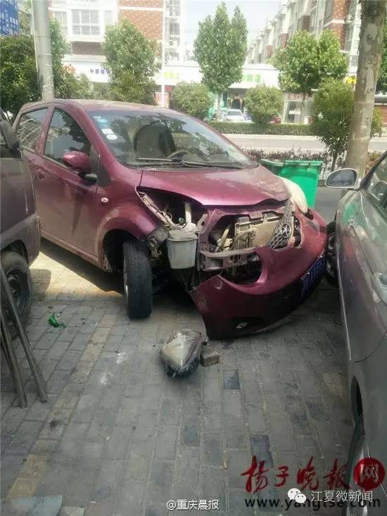 女子被塞进后备箱后续,女子遭男子强塞后备箱