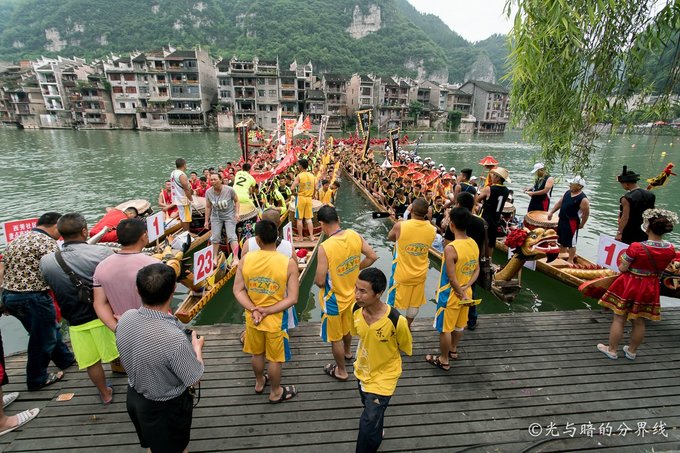 黄果树西江荔波镇远5日游多少钱,贵州小七孔黄果树千户苗寨三日游