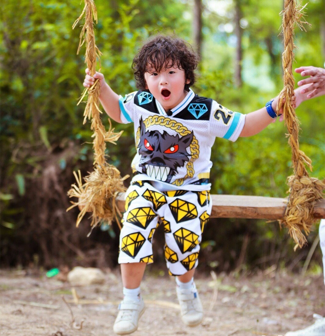 比理发店好的发型,潮男发型在家自己做