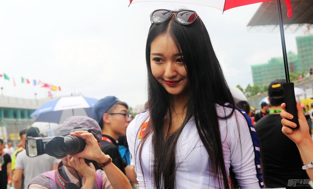 周末别宅啦快来看泛珠赛车节第一天的精彩花絮