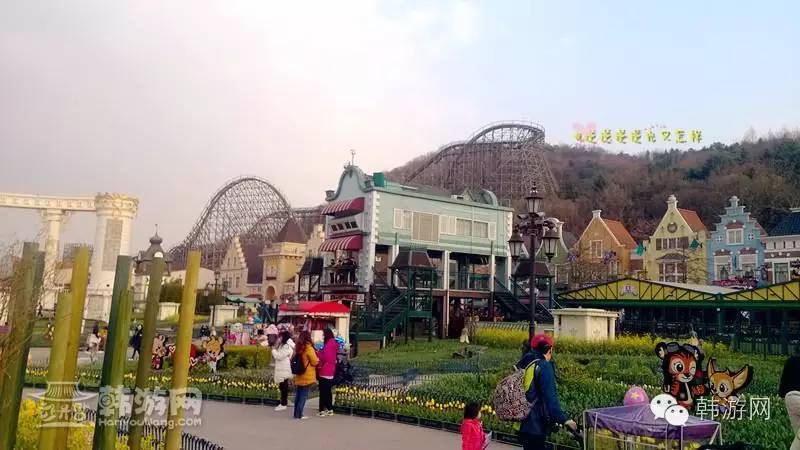 闺蜜两个去超市买零食吃,闺蜜两人闯天下