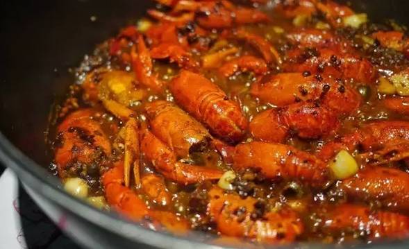 少套路多真诚,长沙2号地铁线附近美食推荐