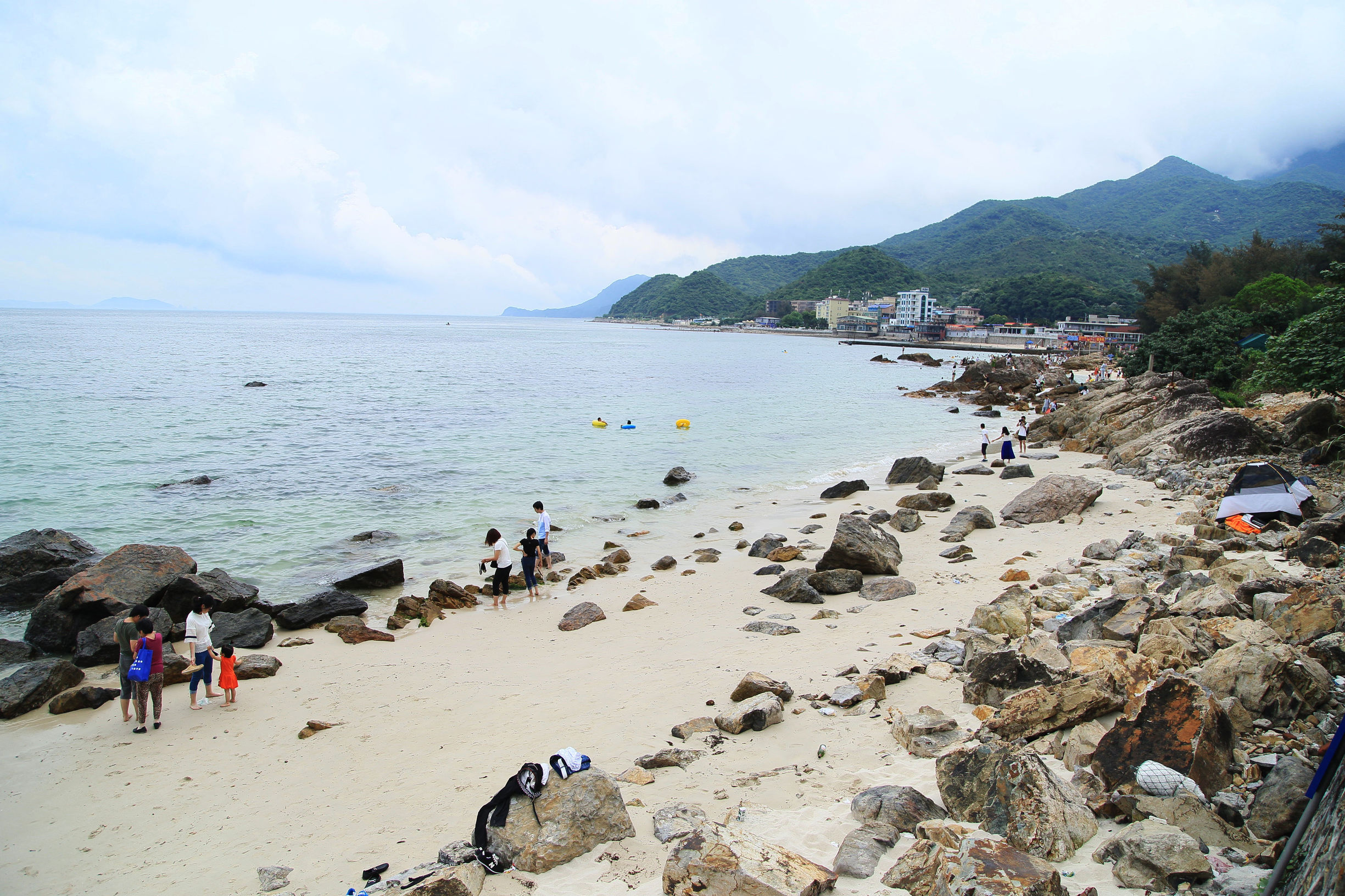 深圳杨梅坑美人鱼,杨梅坑美人鱼拍摄基地真实照片