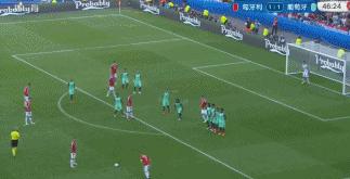 跳进自己挖的坑,自己挖的坑笑着也要跳下去