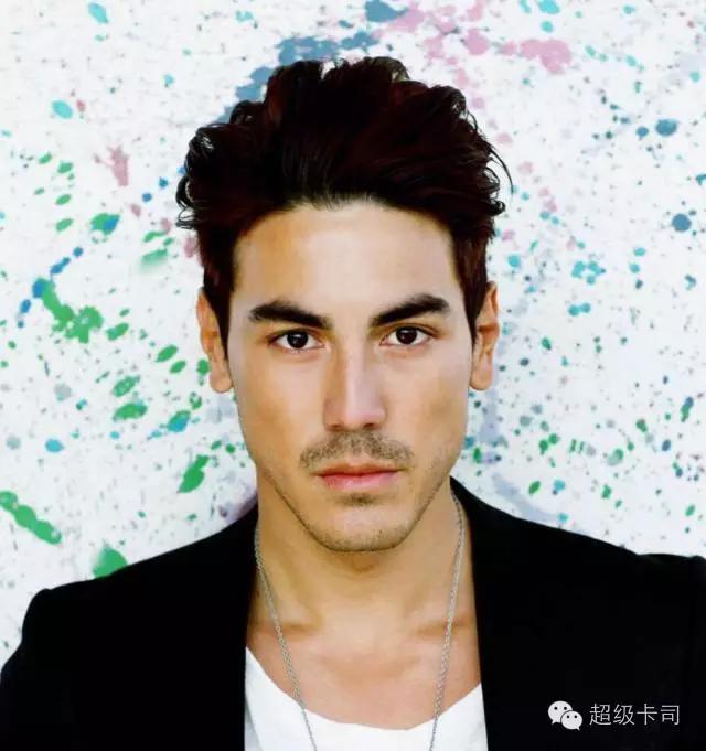 卡司专访白梓轩丨能秀颜值能拼演技，混血欧巴各种攻！