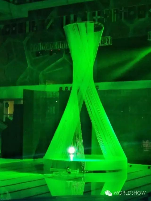 最惊艳的鸟巢,鸟巢吸引鸟的视频