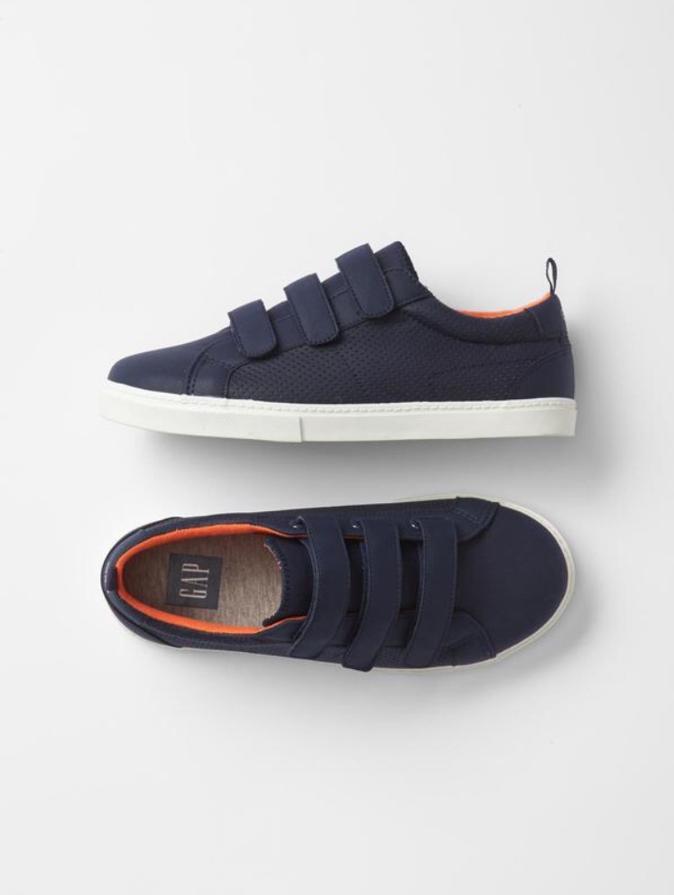 国际童装品牌哪些值得妈妈们信赖,babygap童装是什么牌子