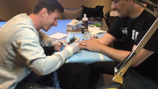 球星同款纹身,梅西经典庆祝动作纹身