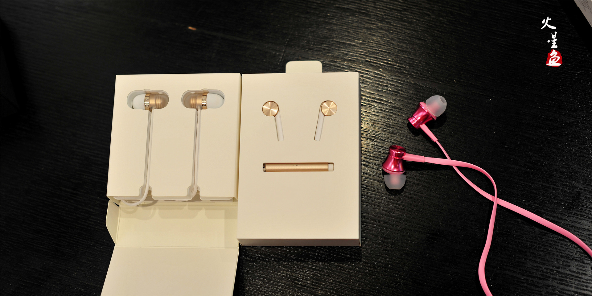 小米双单元半入耳式耳机测评,小米铁圈耳塞