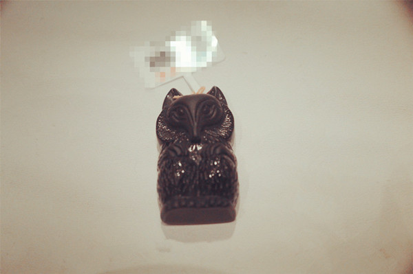 中国佛牌黑曜石,雕工细致的阿弥陀佛黑曜石