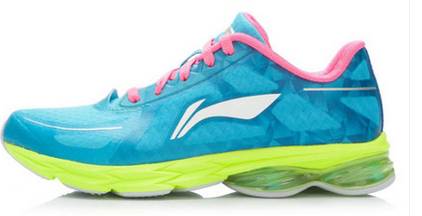 干货｜从79~321￥，细数那些超高性价比跑鞋，吃土也能照