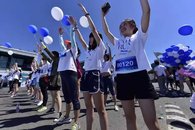 匆匆那年白敬亭版免费观看第二部,白敬亭匆匆那年和方茴拥抱的图片