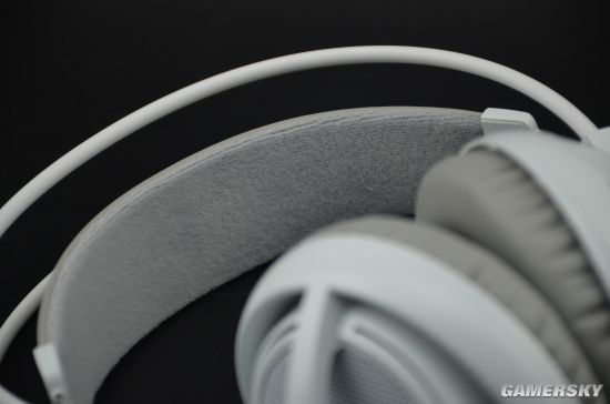 赛睿西伯利亚v3霜冻之蓝平替,赛睿西伯利亚350对比寒冰5