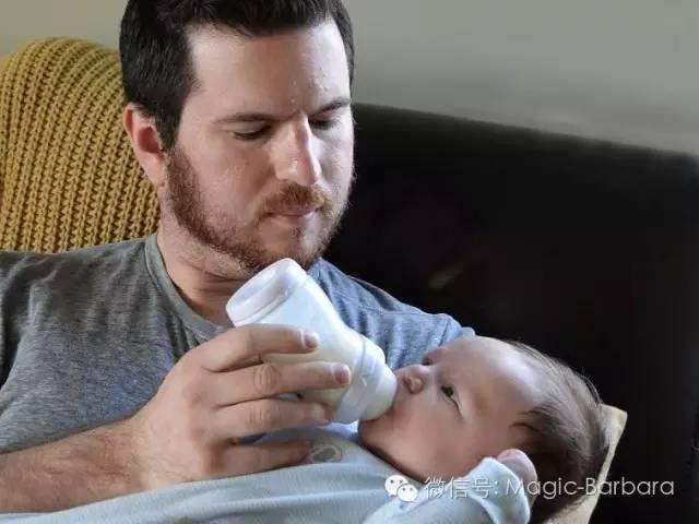 作为孩子的妈妈就要有超人的能力,0-3个月建议用哪款奶瓶