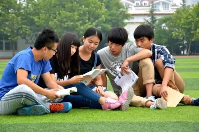 陕西高考提前批各校录取分数线,陕西高考一本志愿模拟投档分数线