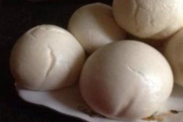 蒸好的馒头开裂是什么原因,馒头包子开锅塌陷怎么回事