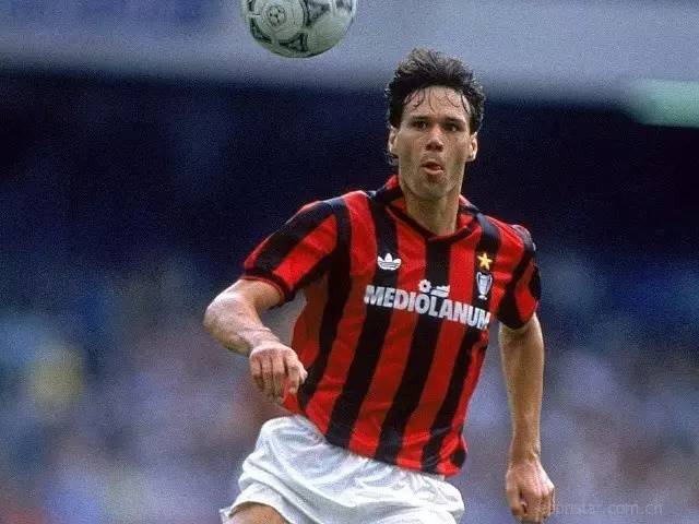 绿茵场传奇,绿茵场上的传奇10号