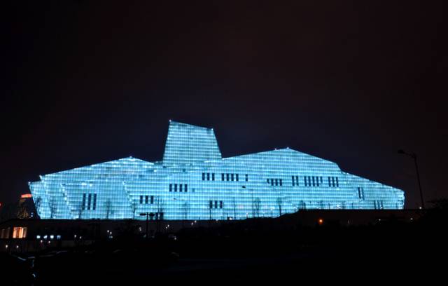 炸裂的朋友圈,炸裂了