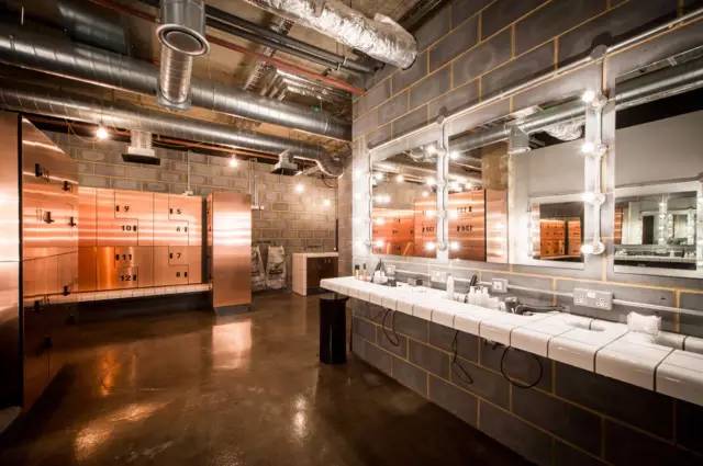 英镑贬值得好快,英镑贬值我们该如何应对