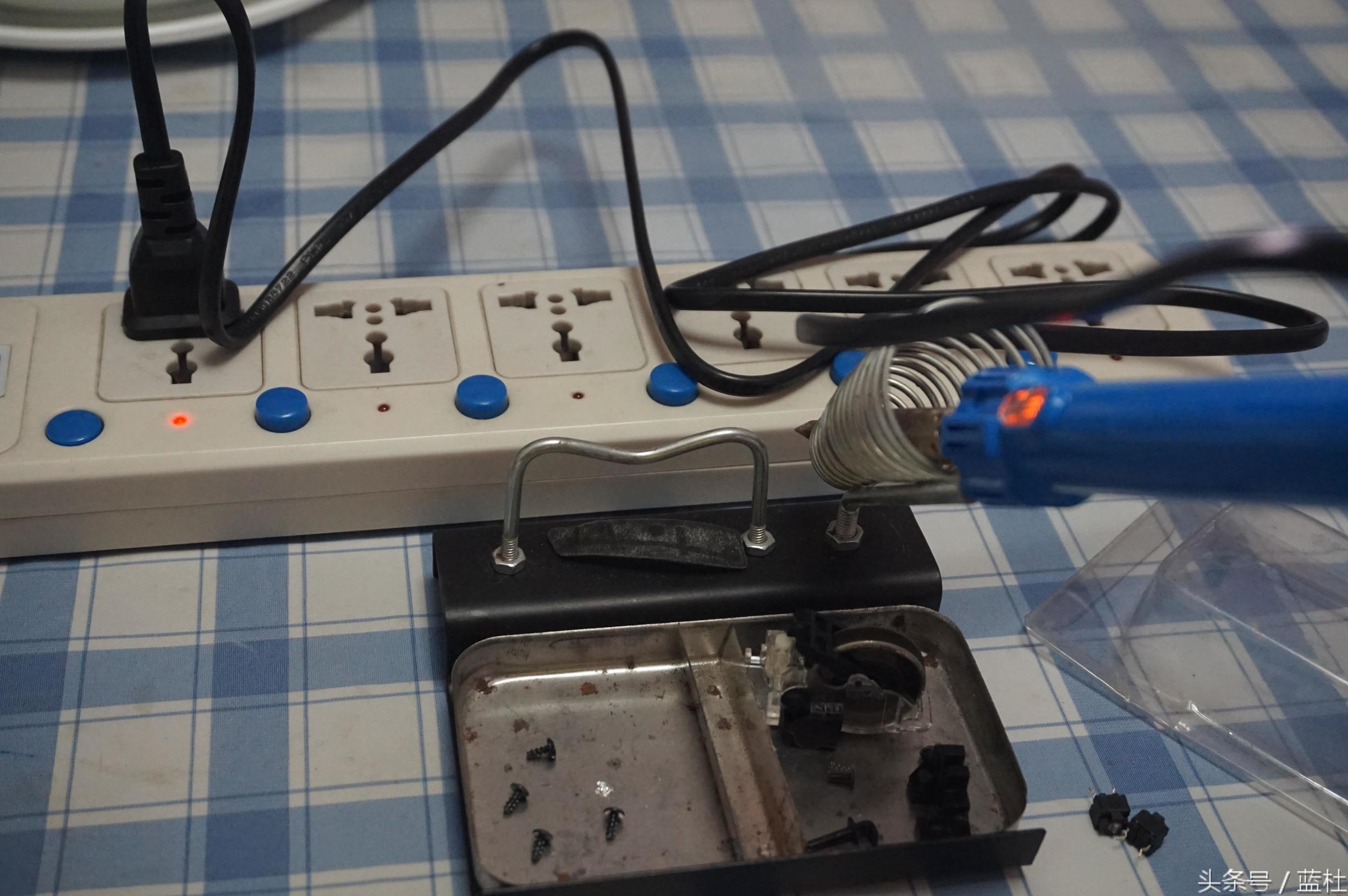 鼠标滑轮坏了怎么修视频,罗技鼠标坏了去哪里修