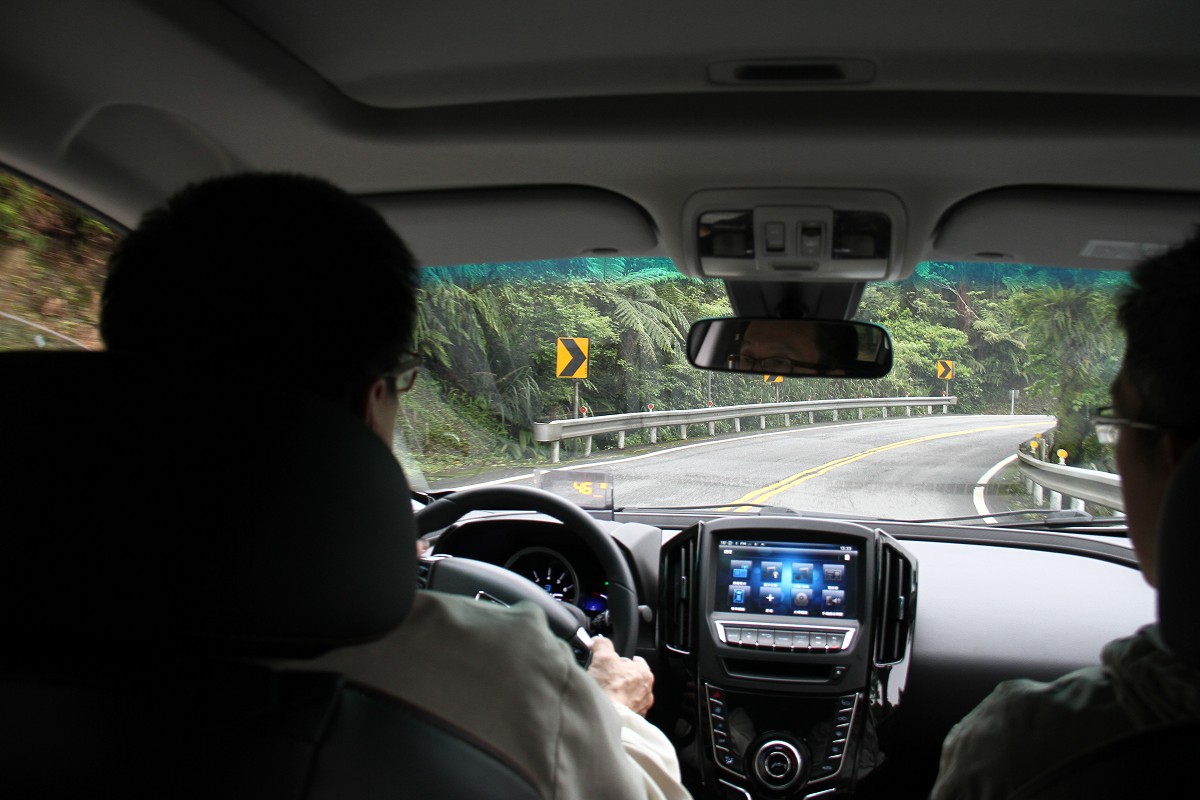 2014年纳智捷u6至尊版高速试驾,纳智捷u6引擎