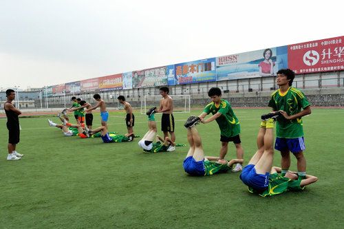 苦练就是一种磨练,苦练每一天原版