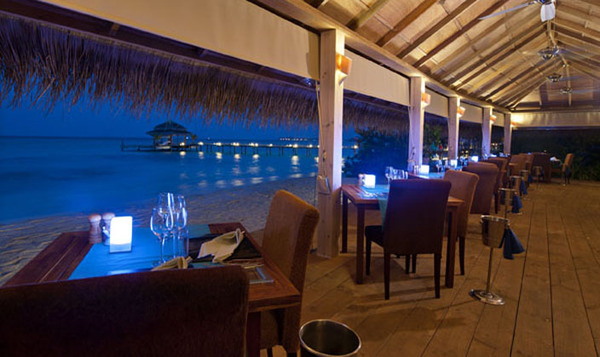 美佳航空的飞机,马代库拉玛蒂kuramathi价格