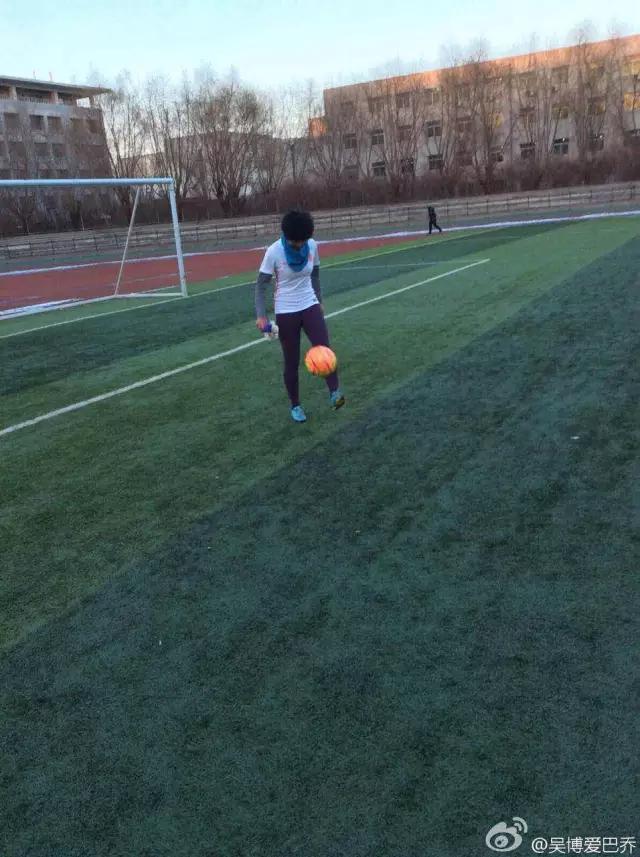 鍚村崥瓒崇悆,涓滃寳鍚村崥