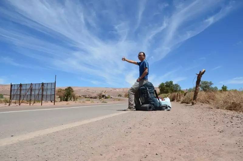 一个陕西汉子花7万元环游地球1圈,还带回一个美国女友!