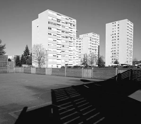 马拉多纳的左脚有多厉害,马拉多纳的脚