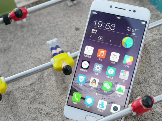 小米主战场和蓝绿大厂,未来三年小米会不会被蓝绿厂超过