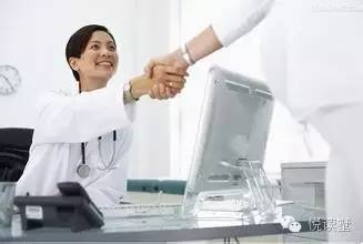 夜读一个人的教养都藏在细节里,夜读对待生命要认真