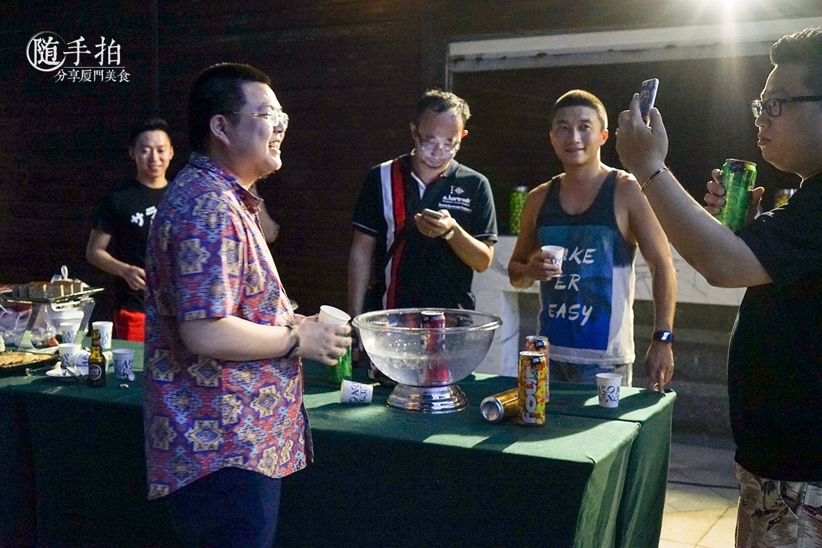 今晚有毒|这妹纸喝了“断片*身失**酒”！结果。。。