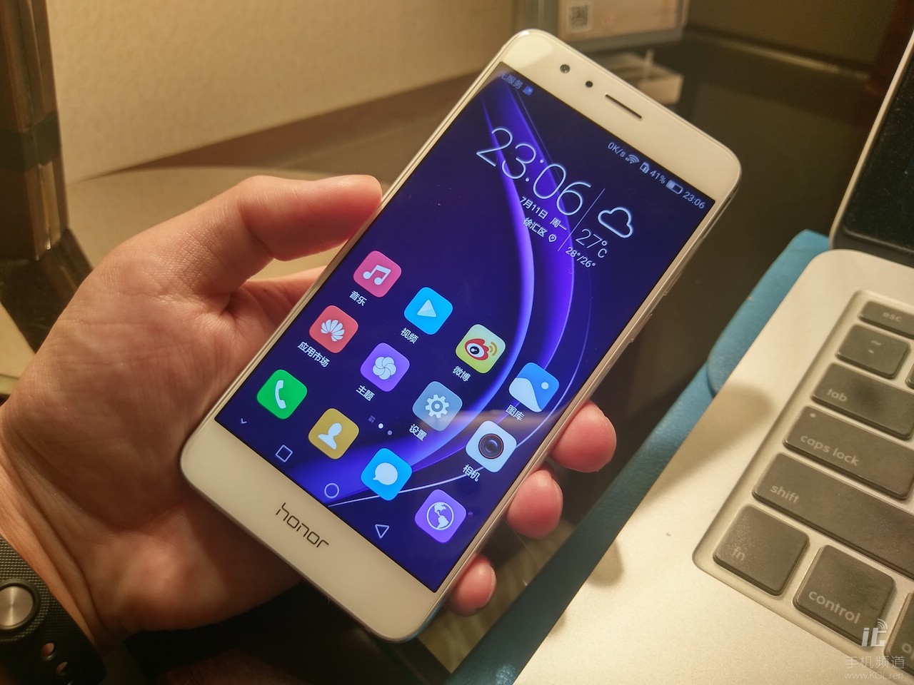 荣耀8今年值得买吗,荣耀8真机评测