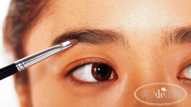 浓眉美妆教程初学者,浓眉欧美妆教程