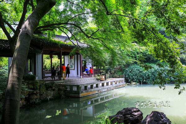 惠山古镇江南第一山介绍,江南第一古镇梅里古镇夜景