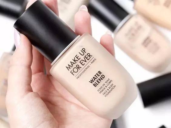 MUF水粉霜升级了：遮什么瑕，老子要在水润一条道上跑到黑！